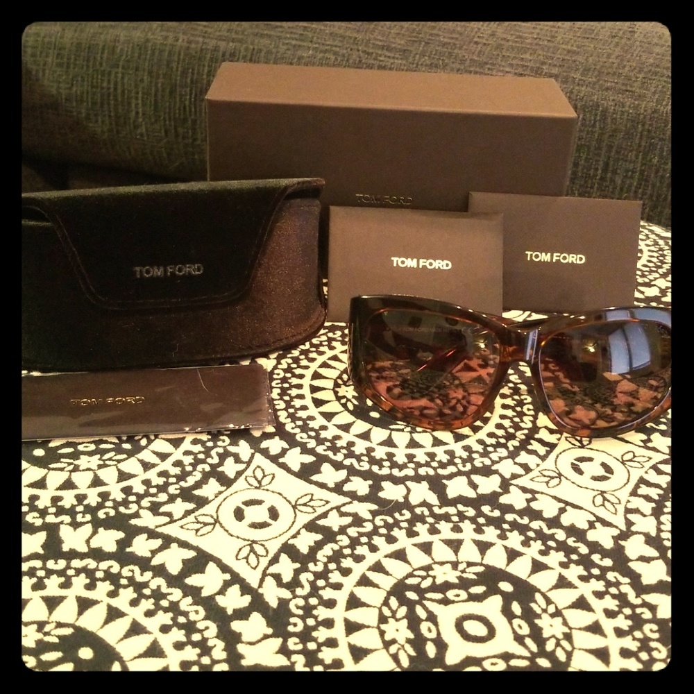 Tom Ford Felecity Sunglasses